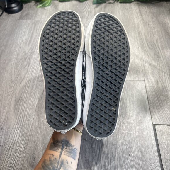 Vans Star Wars Collab Stormtrooper Lace Sneaker Skate Gym Core Ex M6 Women 7.5 - Picture 9 of 9